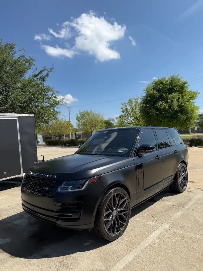 Ceramic-coated black Range Rover detailed by Dro's Auto Detail